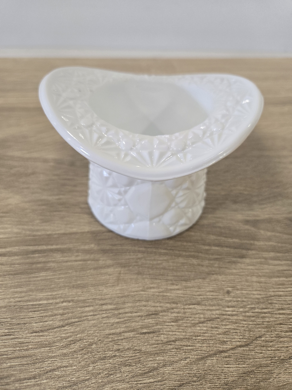White Milk GlassDaisey and Button Top Hat Vintage Glass